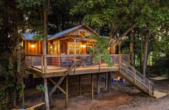 Cherry Treesort "The Tolson"