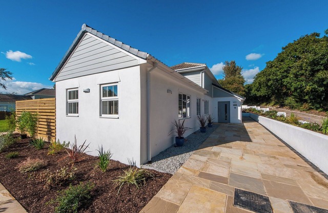 Chestnut Cottage - UK11846