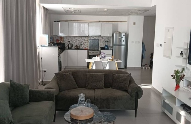 Chic 1-bedroom apartment with fitness room and AC in brilliant Abu Dhabi