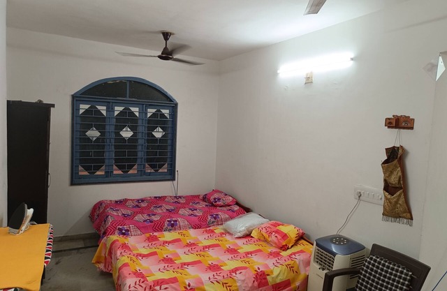 Chic 1-bedroom with fitness room, WiFi in marvelous Ahmedabad