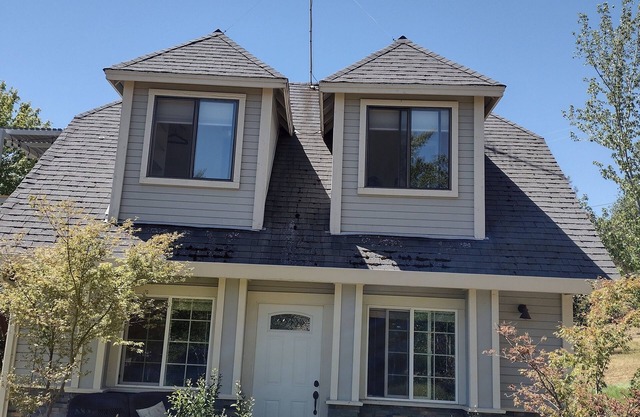 Chic cottage w/spectacular views - minutes from downtown