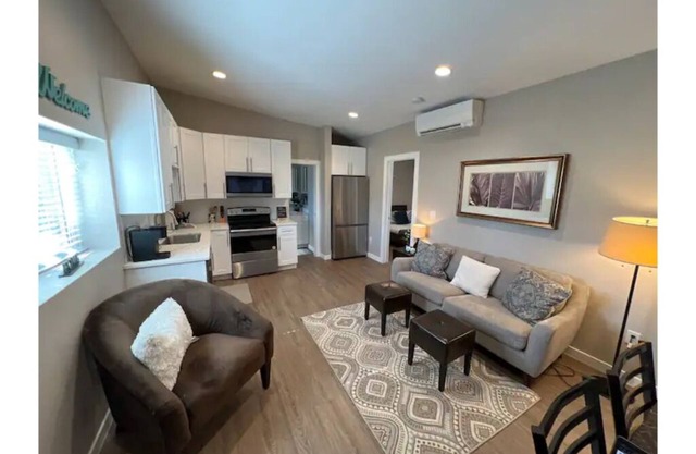 Chic & intimate 2 bedroom