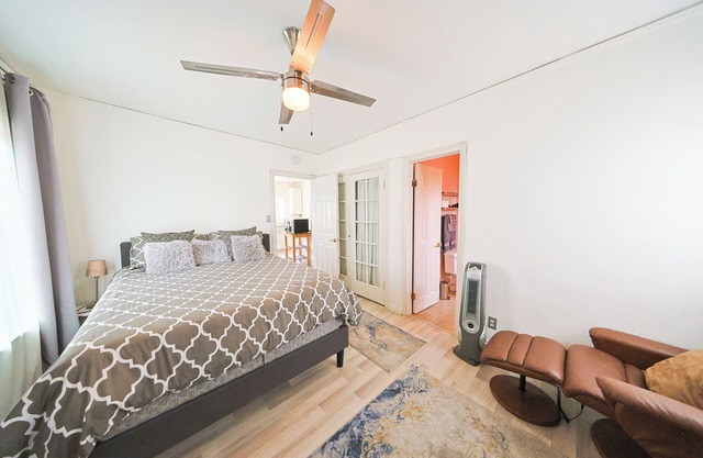 CHIC Retro 2Bedroom Apartment