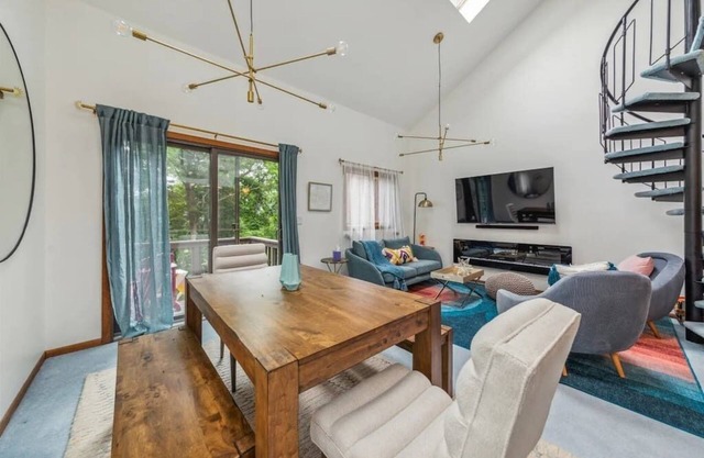 Chic-Retro Ski Loft | Mountain Creek slope-side