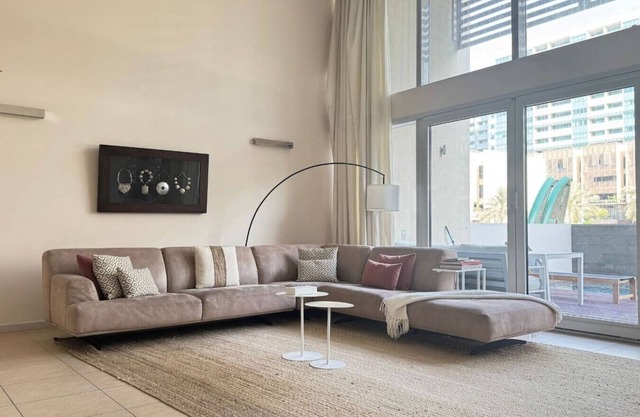 Chic Townhouse | Beach, Pool & Kayak Access