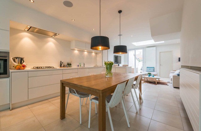 Child friendly, recently renovated house at 750m from Bruges center