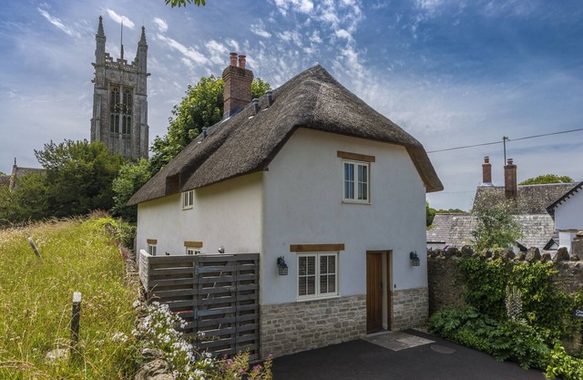 Church Cottage - An idyllic and charming thatched cottage.
