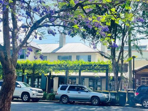 Church Street Shop Top