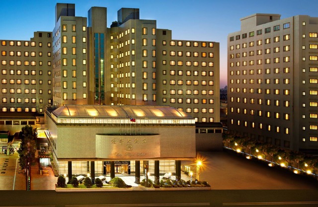 Chuto Plaza Hotel