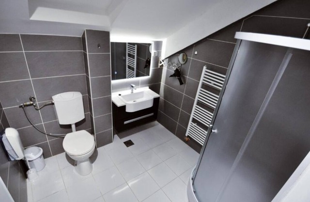 Citadela Suites : One-Bedroom Apartment