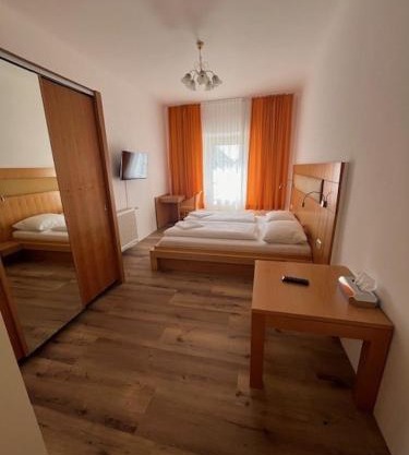 City Hotel Post 17