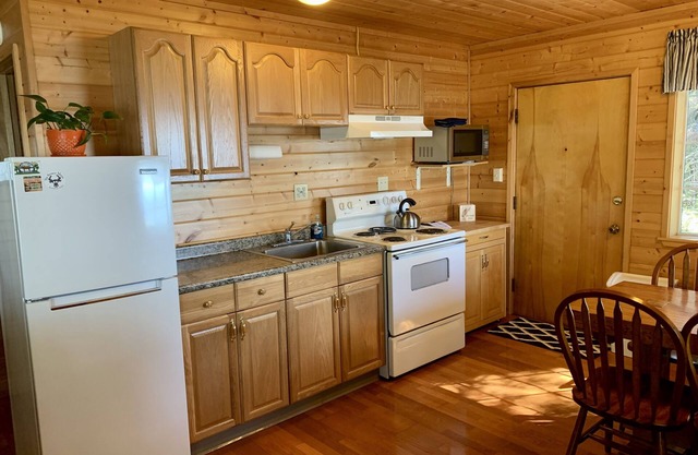 Clam Gulch Lodge