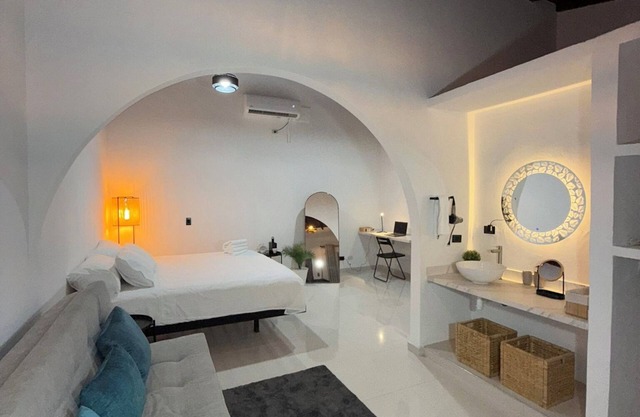 CLANDESTINO HOTEL BOUTIQUE