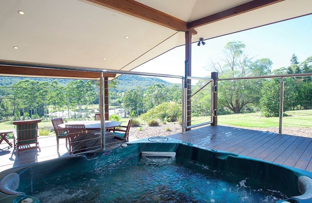 Clarendon Forest Retreat