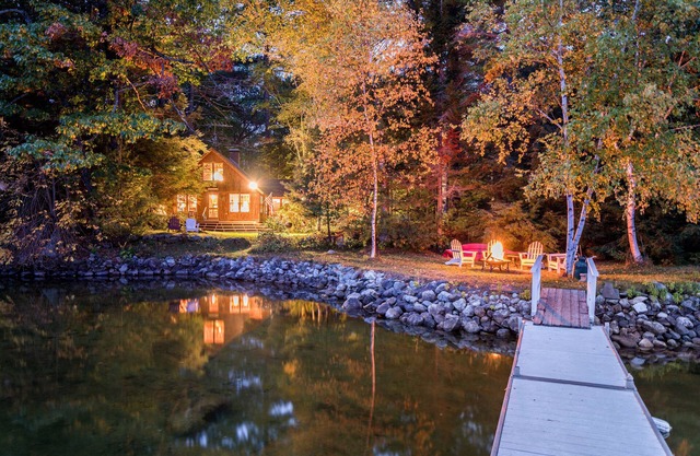 Classic and adorable Maine camp on North Pond in the Belgrade Lakes