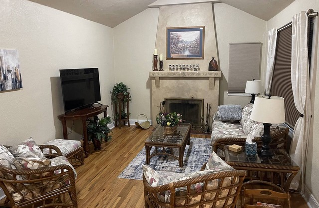 Classic comfort at Grand House. 2 bed 1 bath home.