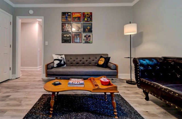 Classic Country Condo 30 mi to Nashville at 1/3 the price!