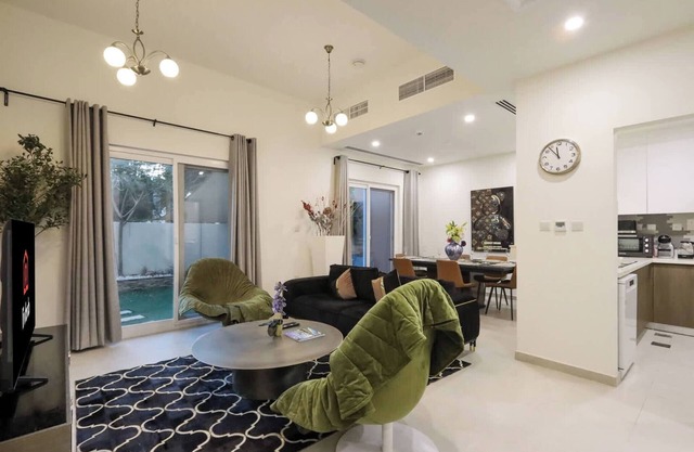Classy 3BR+Maid's Villa with Private Patio