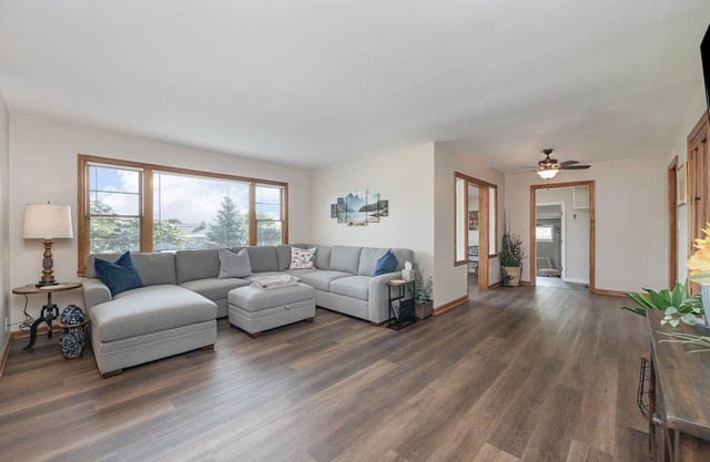 Clean & Spacious Cottage – Close to Campus!