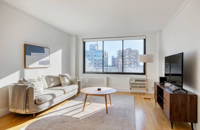 Clean UWS 1BR w/Gym & Doorman, nr Central Park, by Blueground