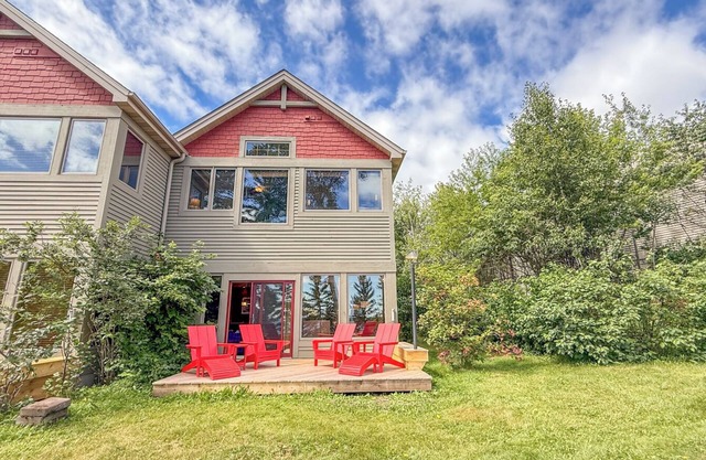 Cliffhouse 675 - Lake Superior - Lutsen, Minnesota