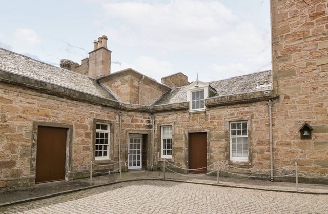 CLOCKTOWER - CULZEAN CASTLE, family friendly in Maybole