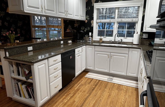 Close to Dana Open! Comfortable well appointed home close to all amenities.