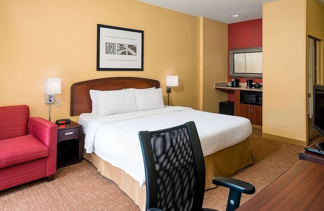 Close to Spring Hill Mall! Indoor Pool, FREE Parking, Pet-Friendly Property!