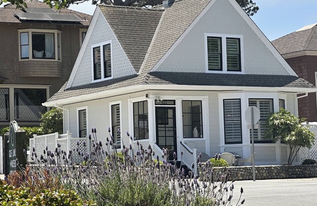 Closest Home to Lover's Point and Steps from the Beach