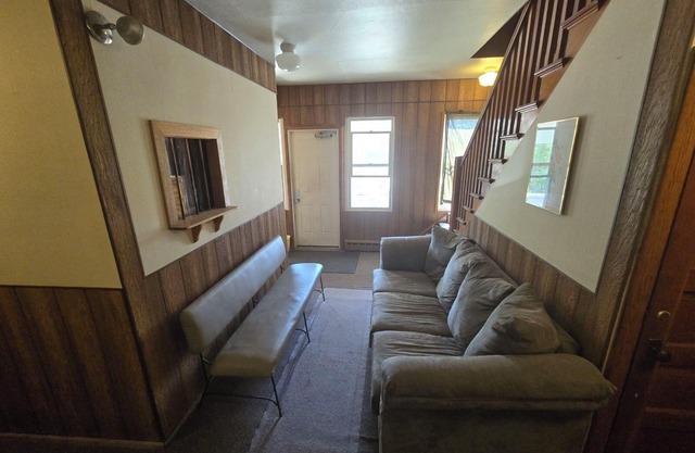 Coal Branch Hotel & Restaurant, Room 8