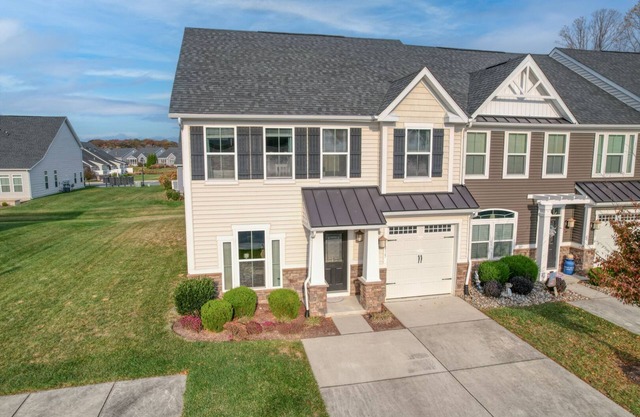 Coastal Club Villa w Resort-Style Amenities 3 BR, 2.5 BA * New Listing * Sleeps