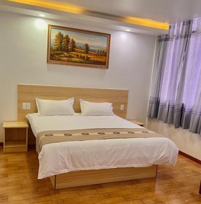 Coastline Hotel