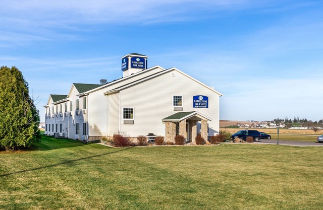 Cobblestone Inn & Suites - Vinton