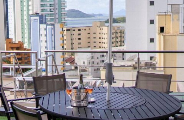 Cobertura de Luxo - Jacuzzi e Piscina