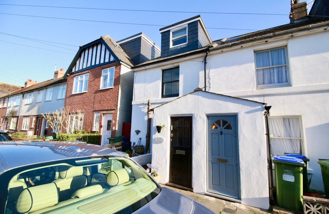 Cockle Cottage, An artists haven, Charming Cottage