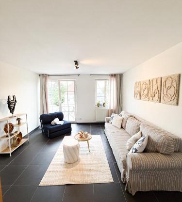 COCO a unique quiet home with private parking
