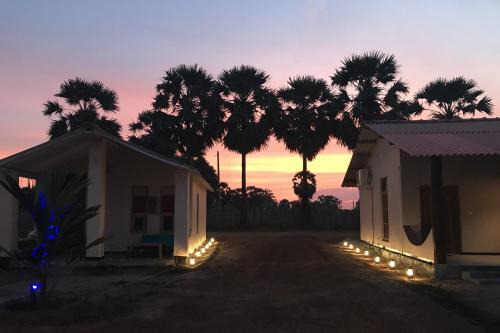 Coconut Bungalows
