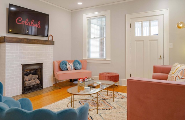 Cola's Hideaway Pool House Retreat & Outdoor Oasis