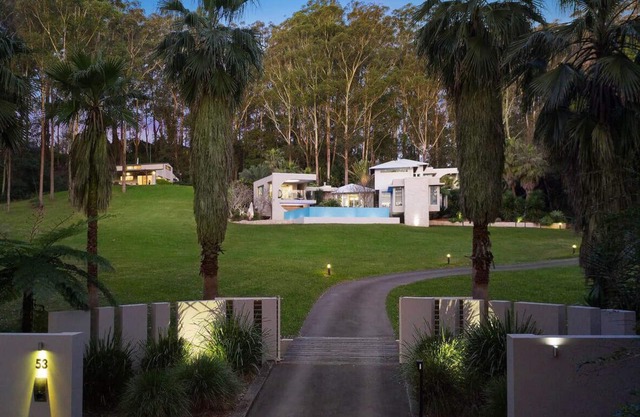 Colenso Luxury Home, Perfect for Friends & Family