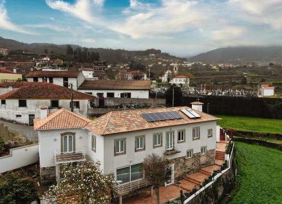Coliving The VALLEY Portugal countryside retreat for digital nomads and hiking lovers - PRIVATE BEDROOMS with SHARED BATHROOMS, shared kitchen, and coworking space