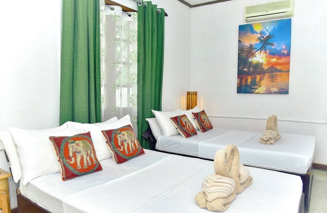 Colonial 4-Bedroom Villa with Swimming Pool, A/C & WiFi Near Sigiriya Rock