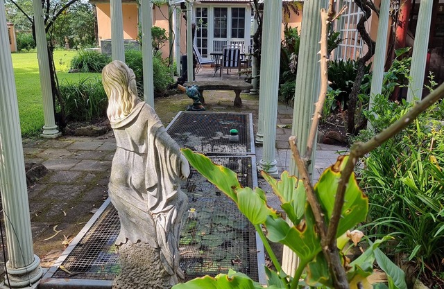 Come enjoy a farmstay at the historical Reibycroft Estate in Freemans Reach NSW.