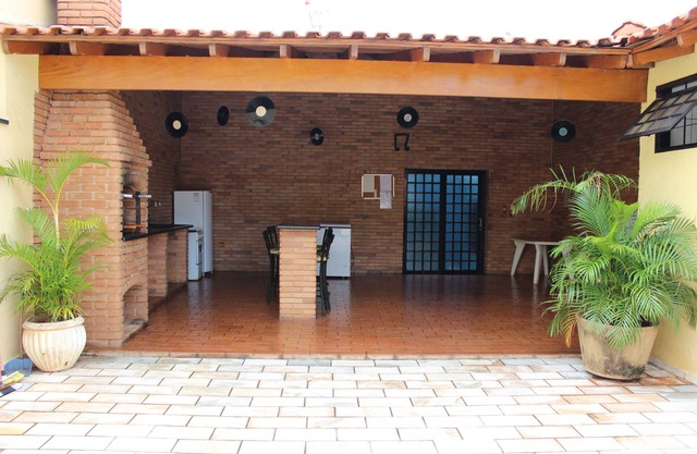 Come enjoy the best of Ribeirão, house with pool ideal for leisure and work.