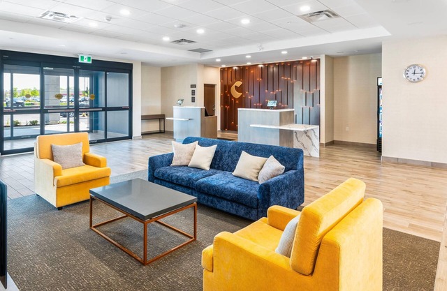 Comfort Inn & Suites