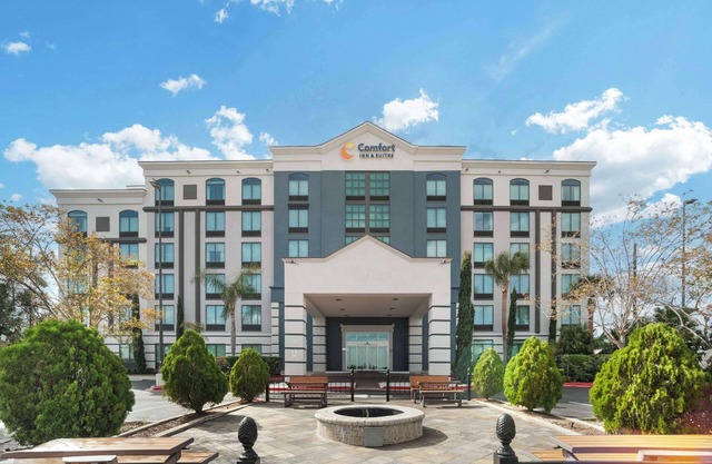 Comfort Inn & Suites New Orleans Airport North