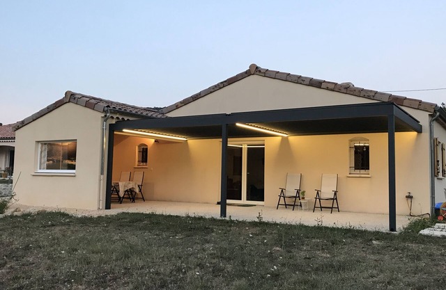 Comfortable air conditioned house * near Vallon Pont d'Arc - optical fiber