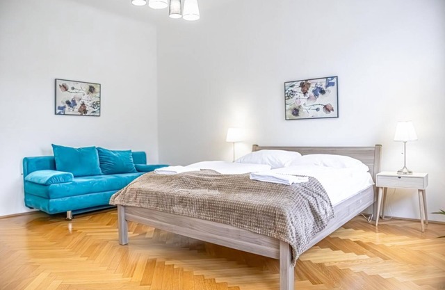 Comfortable 2BR Apt.-Near Wiener Stadthalle