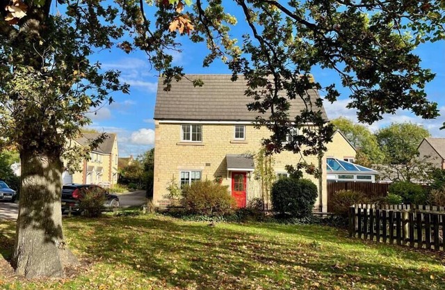 Comfortable 3 bedroomed house in Bicester