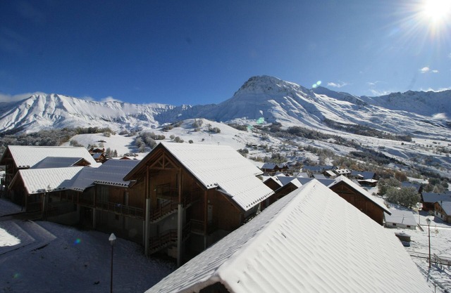Comfortable Apartment 4/6 beds with a view 250m from the slopes