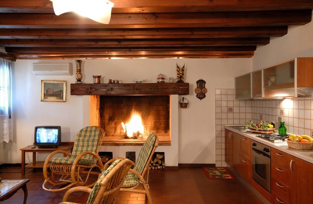 Comfortable apartment in Villa Veneta with pool near Padua